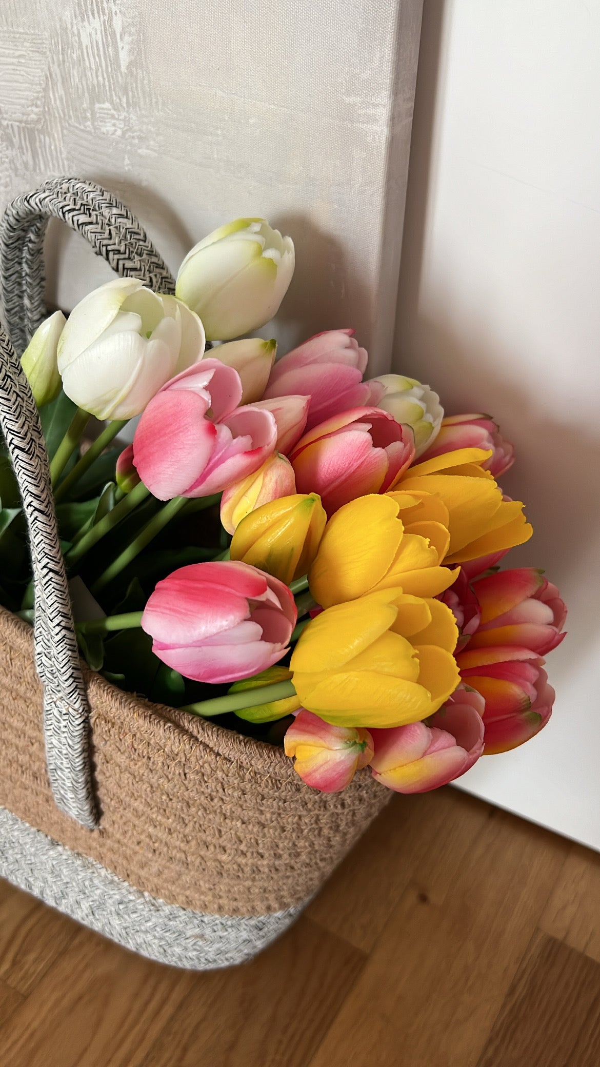 Mazzo di tulipani artificiali